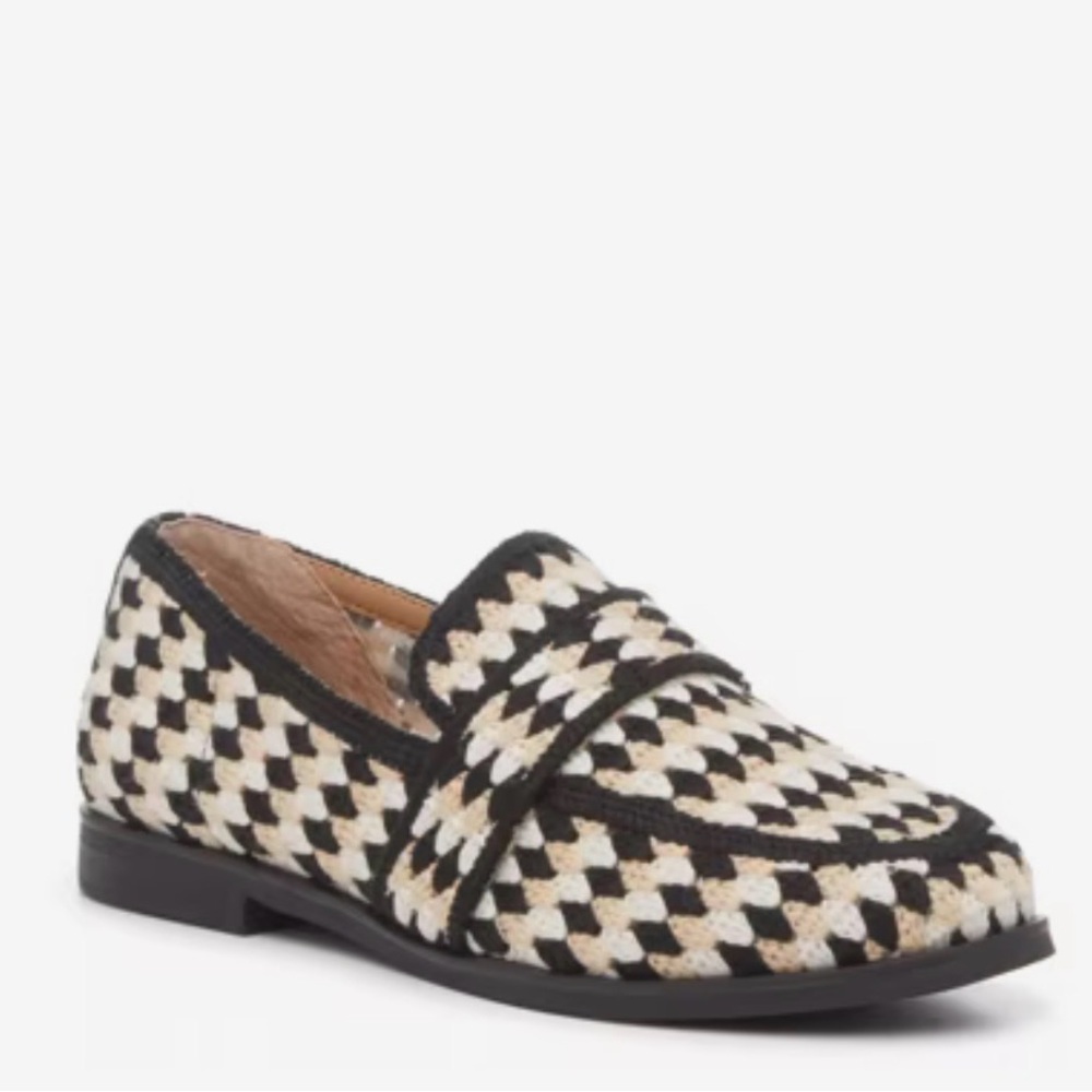 Kelly & Katie Black, White & Beige Woven Loafers - Like New!! - Picture 3 of 7